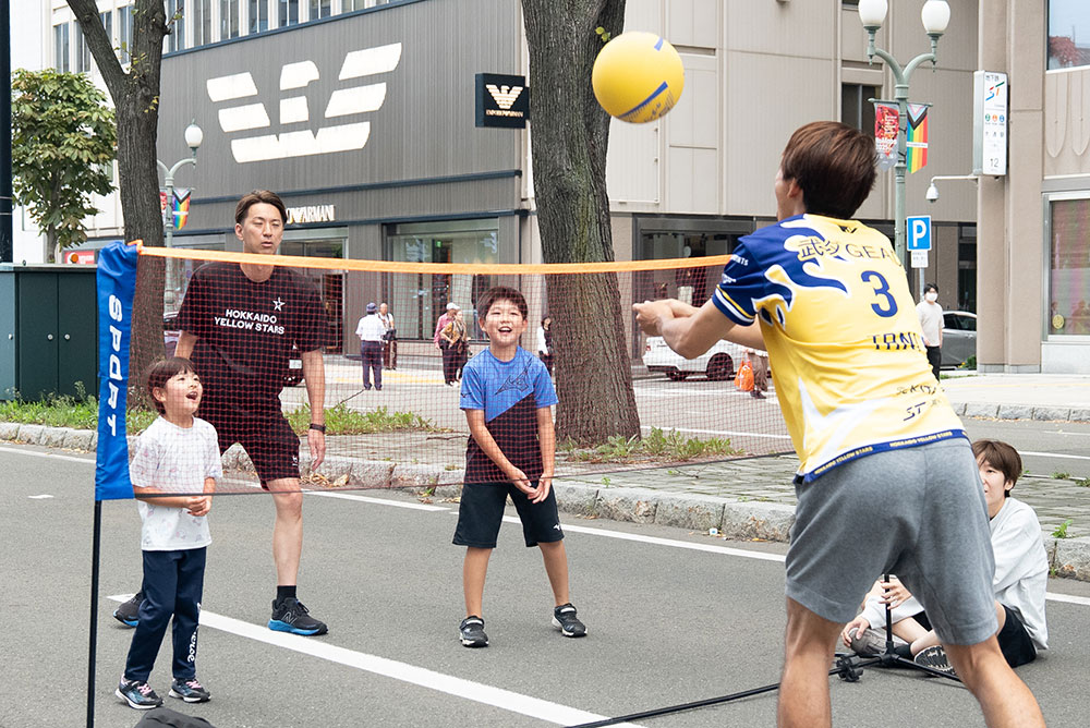 SPORTS