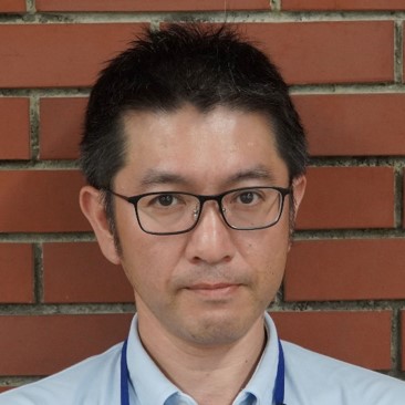 西山 一也