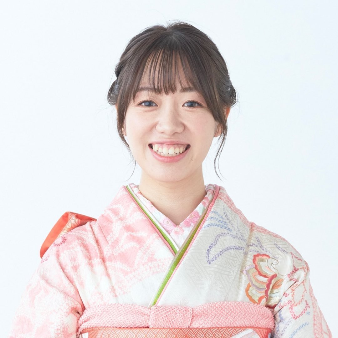 青山 奈津美