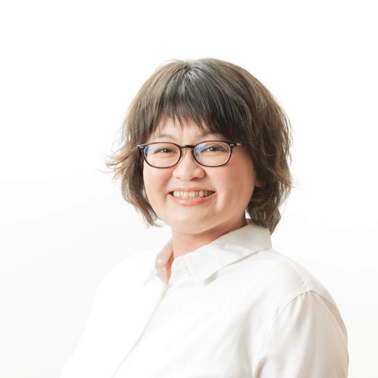 卜部奈穂子